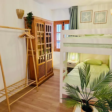Beautiful 4 Bedroom With Private Jacuzzi Apartment San Miguel de Abona