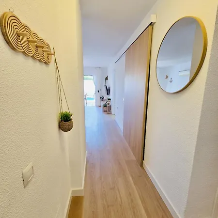 Beautiful 4 Bedroom With Private Jacuzzi *