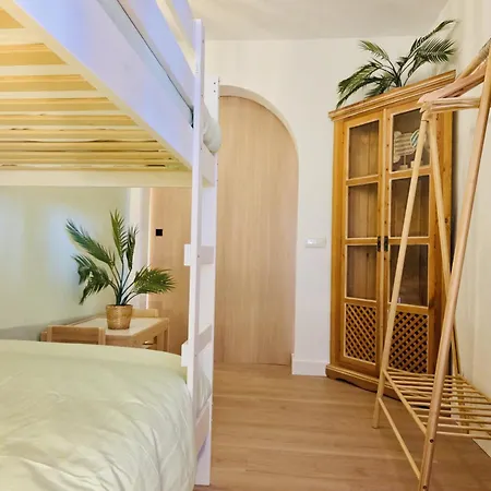 Beautiful 4 Bedroom With Private Jacuzzi Appartement *