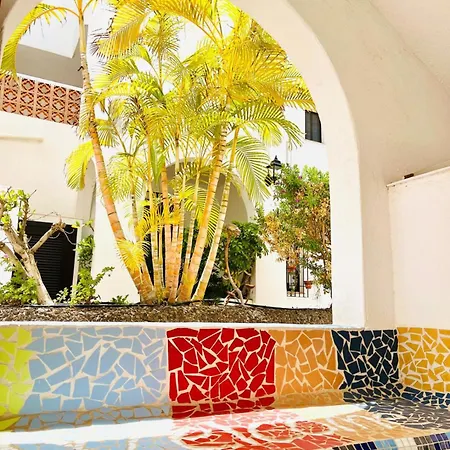 Beautiful 4 Bedroom With Private Jacuzzi Appartement San Miguel de Abona